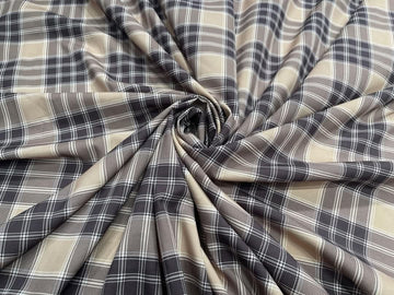 🌺Imitatie matasica imprimată
🌸Lățime: 150 cm khim04