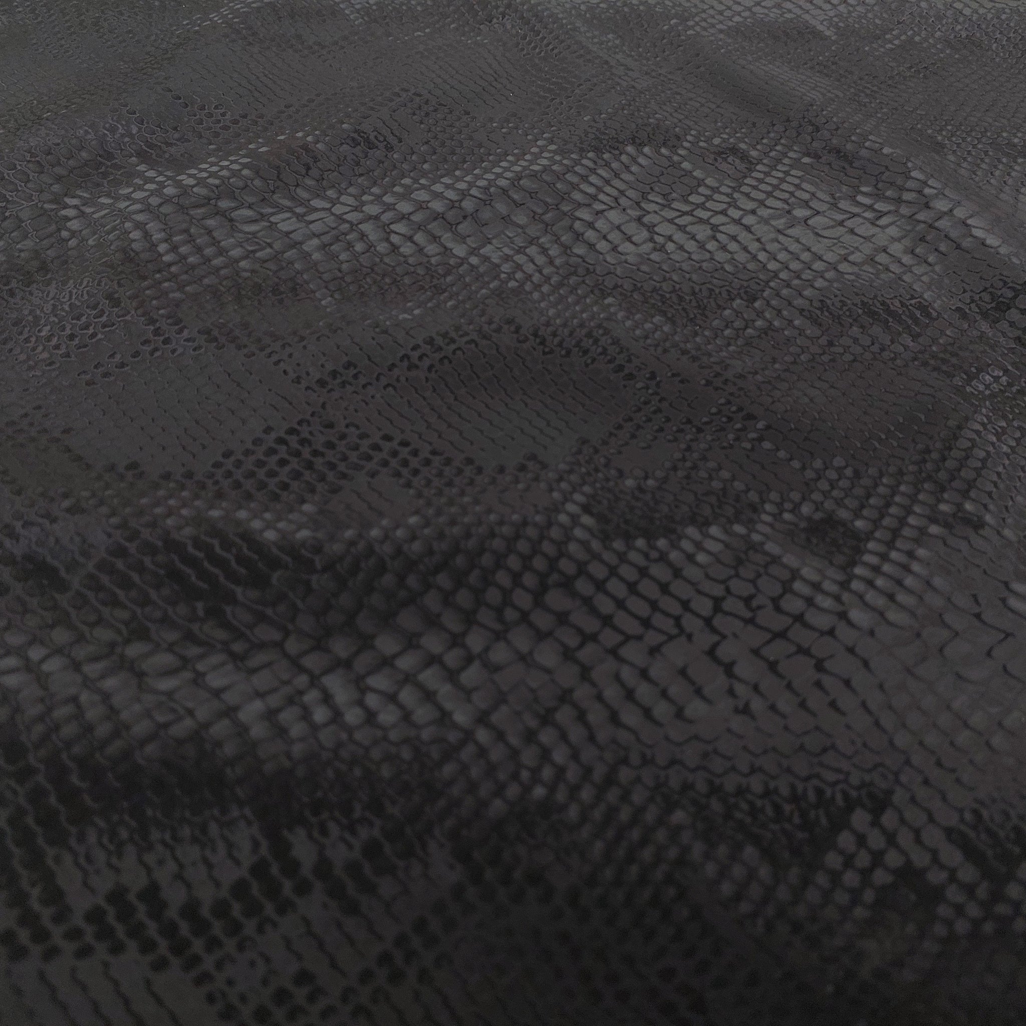 Material elastic tip piele ecologica cu dos vatuit KP019