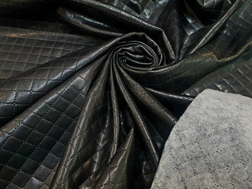 Material matlasat cu aspect de piele ecologica KM02