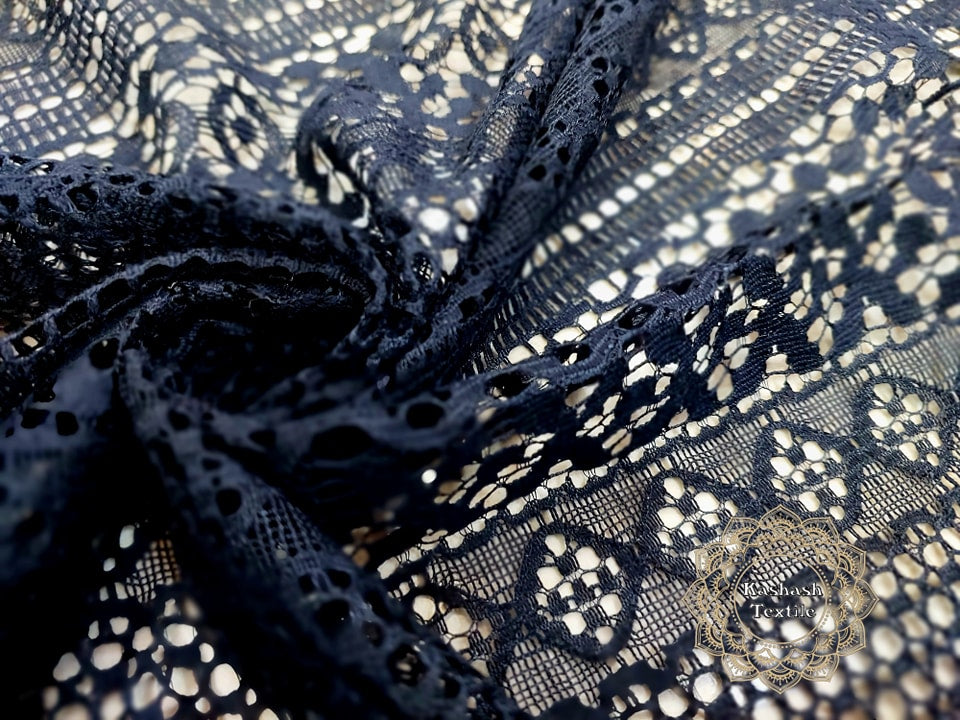OFERTAAA!!! STOC LIMITAT Dantela Latime: 1.50 m (ksh00408)